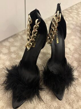 Fashion Nova Black Feather Pointed Heels with Gold Chain